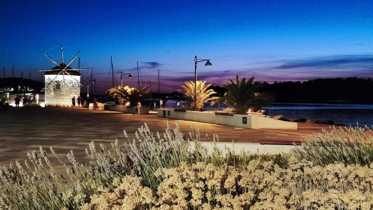 Apartment Violeta Μεντουλίν Εξωτερικό φωτογραφία