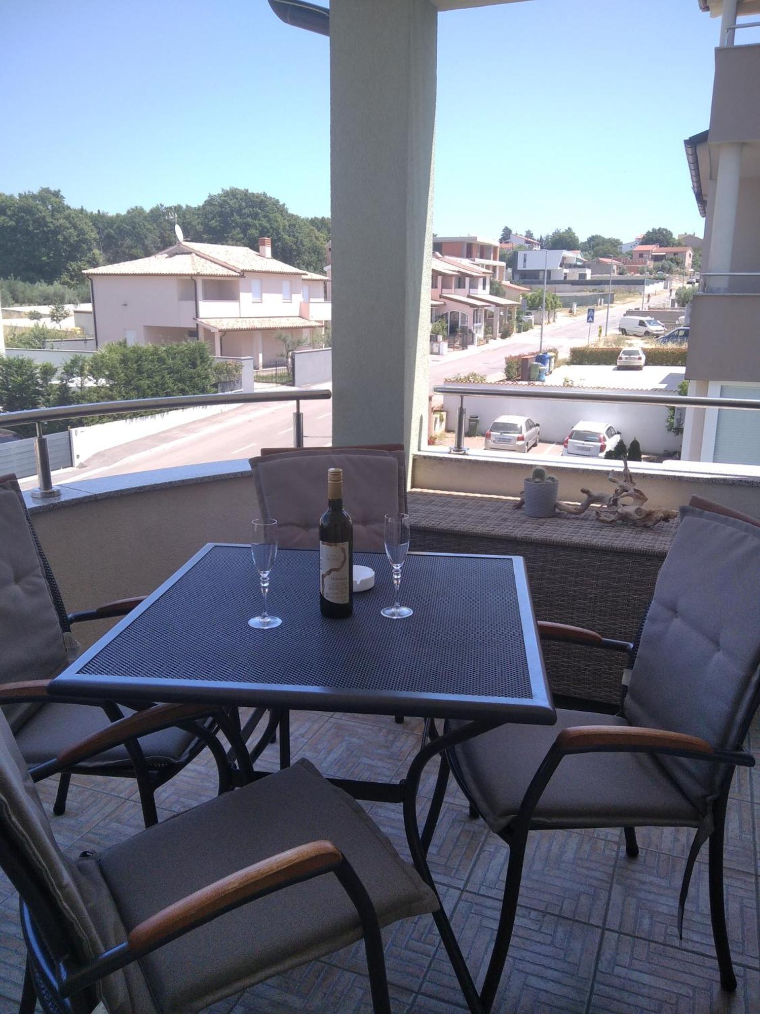 Apartment Violeta Μεντουλίν Εξωτερικό φωτογραφία